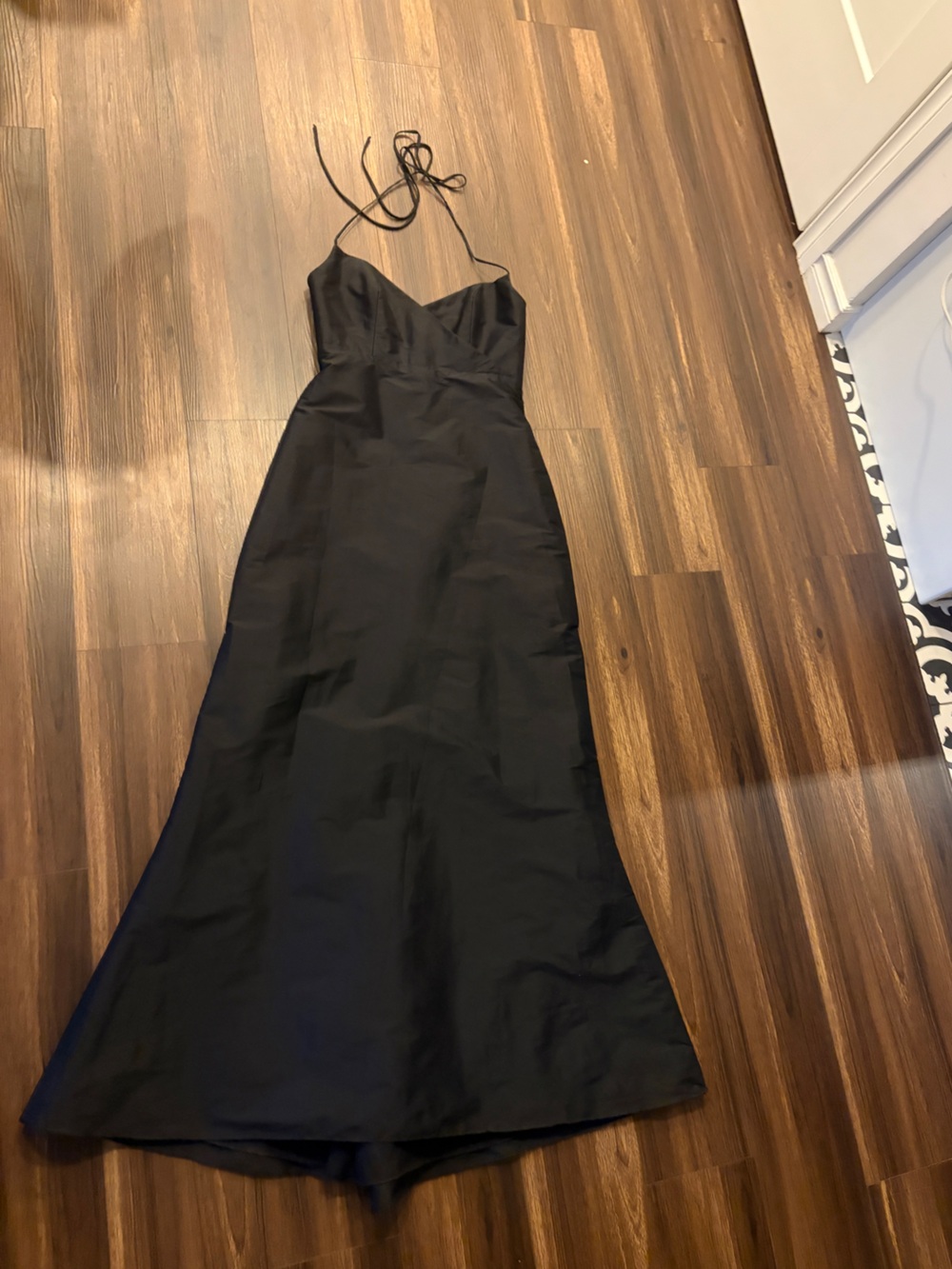 Women’s formal black floor length halter gown dress - Picture 12 of 16
